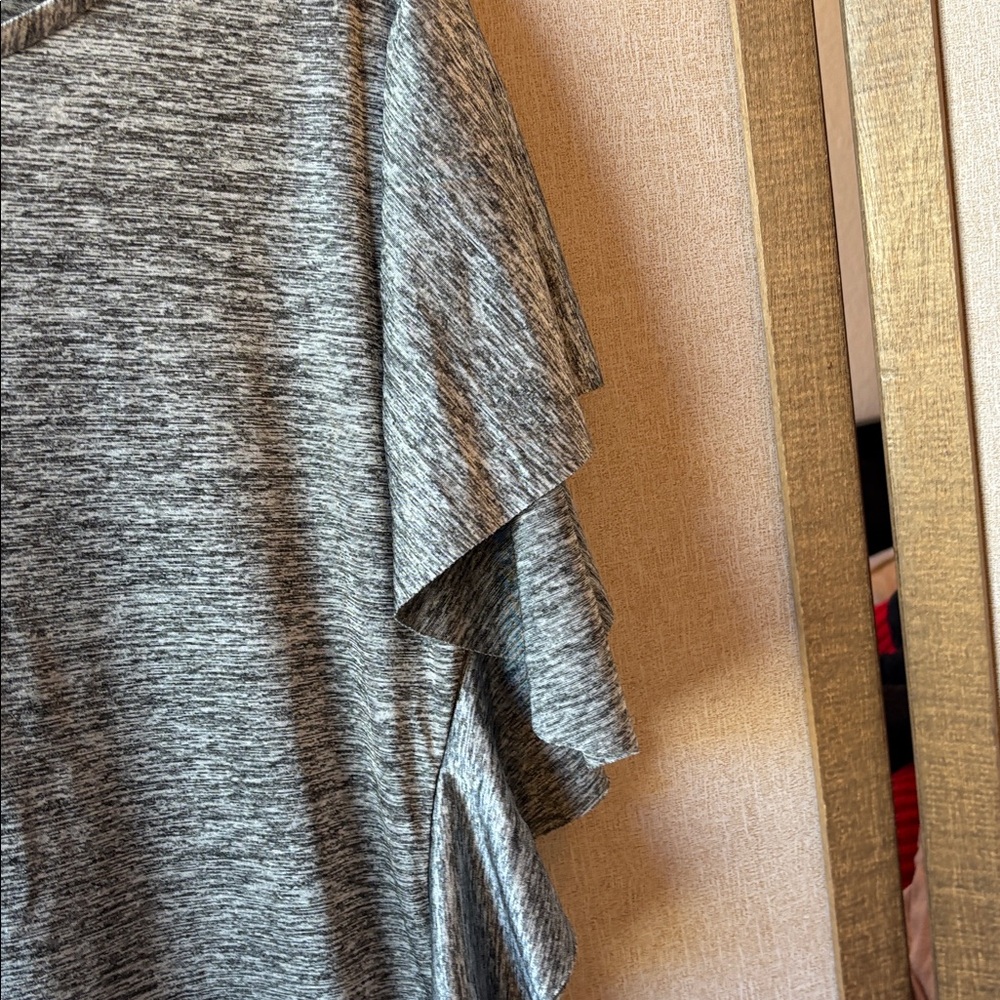 Dynamite Heather Gray Ruffle Sleeve Top large - Picture 2 of 4